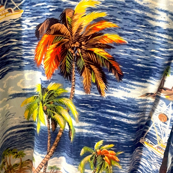 Reyn Spooner Sportfish Hawaiian Shirt - Picture 3 of 5
